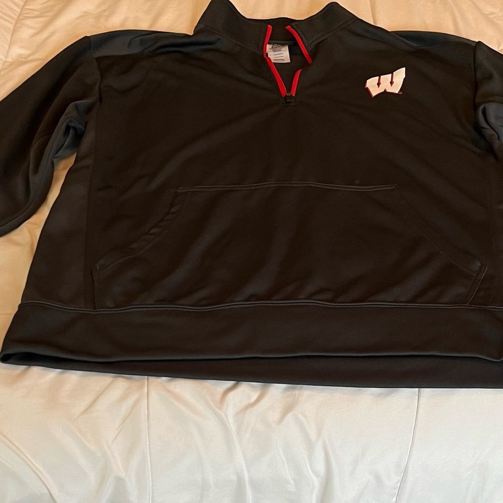XL Black Wisconsin Badgers Quarter Zip